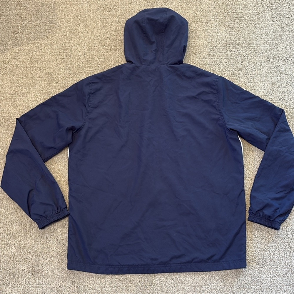 Notre Dame Under Armour Men's Jacket in Dark Blue and White - Picture 6 of 6